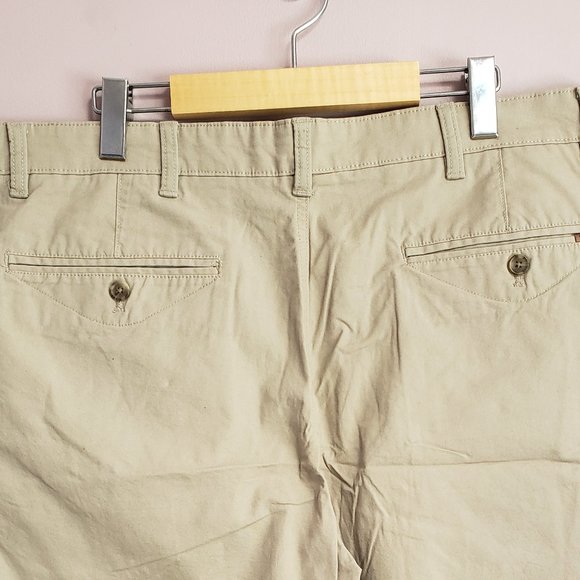 Chaps Men's Shorts Size 38 Waist Stretch Khaki Ivory Hi Rise Logo Slash Pockets - Picture 4 of 6